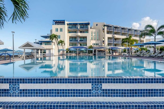 flamingo beach pool